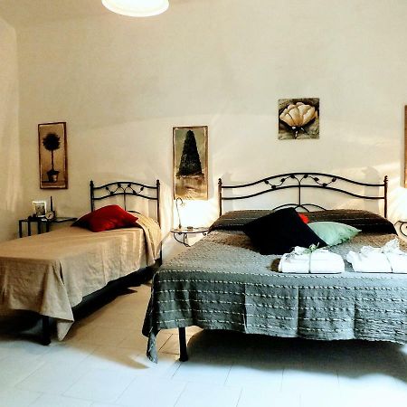 Centralissimo Nel Cuore Del Borgo Suvereto Kültér fotó